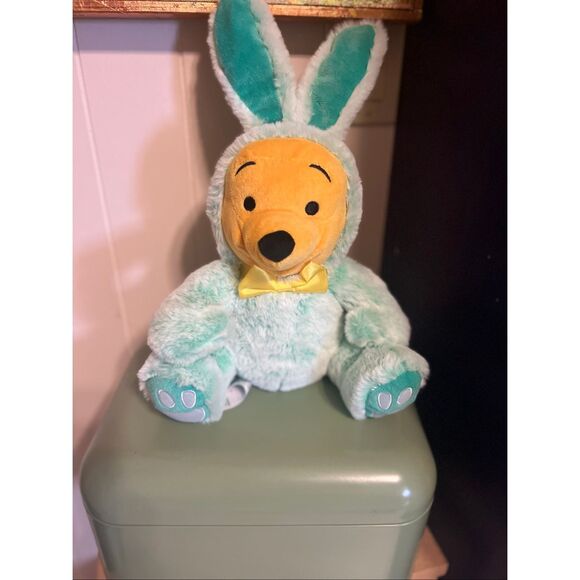 Collectible Disney 2021 Easter Bunny Pooh So soft!! - Picture 1 of 5